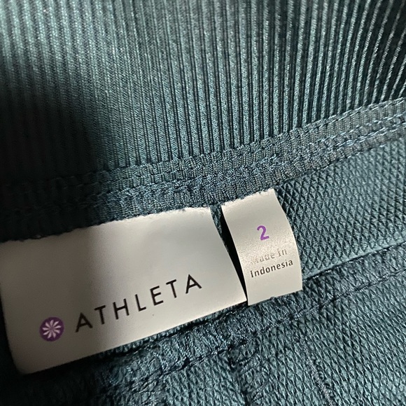 Athleta shorts - Picture 3 of 3